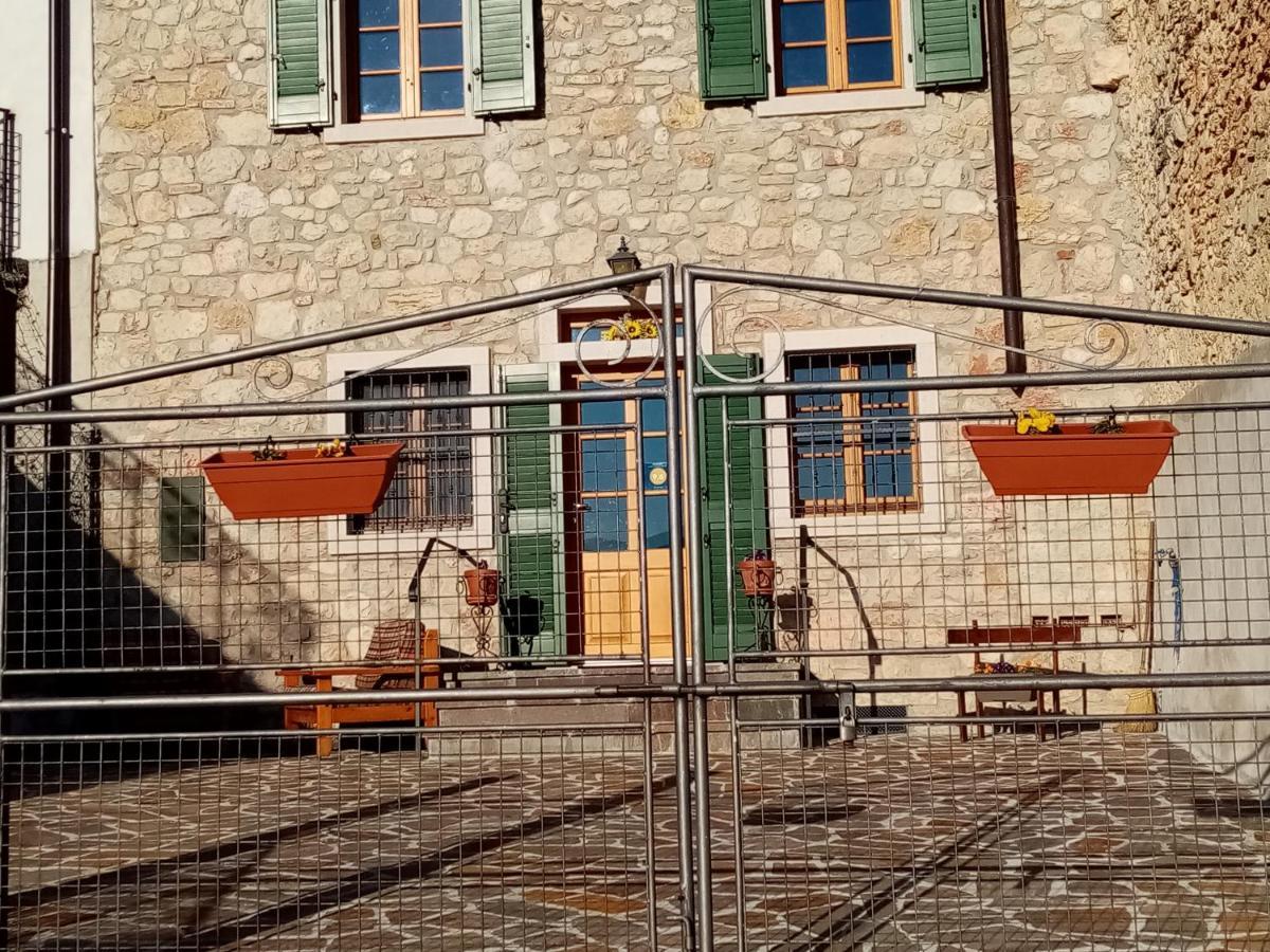 Ca' Del Laki Villa Caprino Veronese Exterior photo